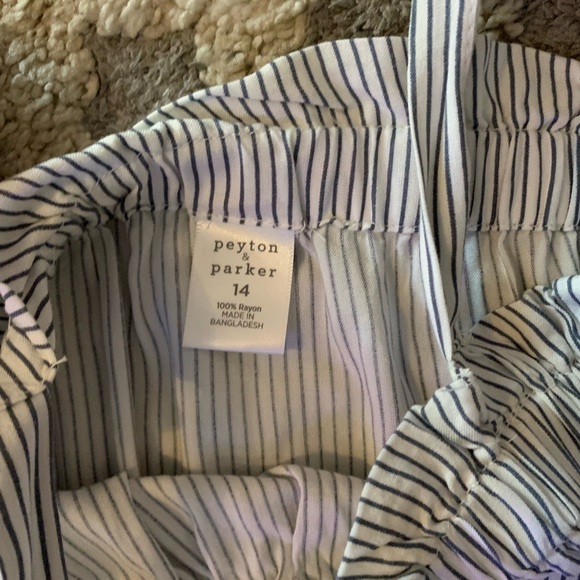 Top - Picture 4 of 4